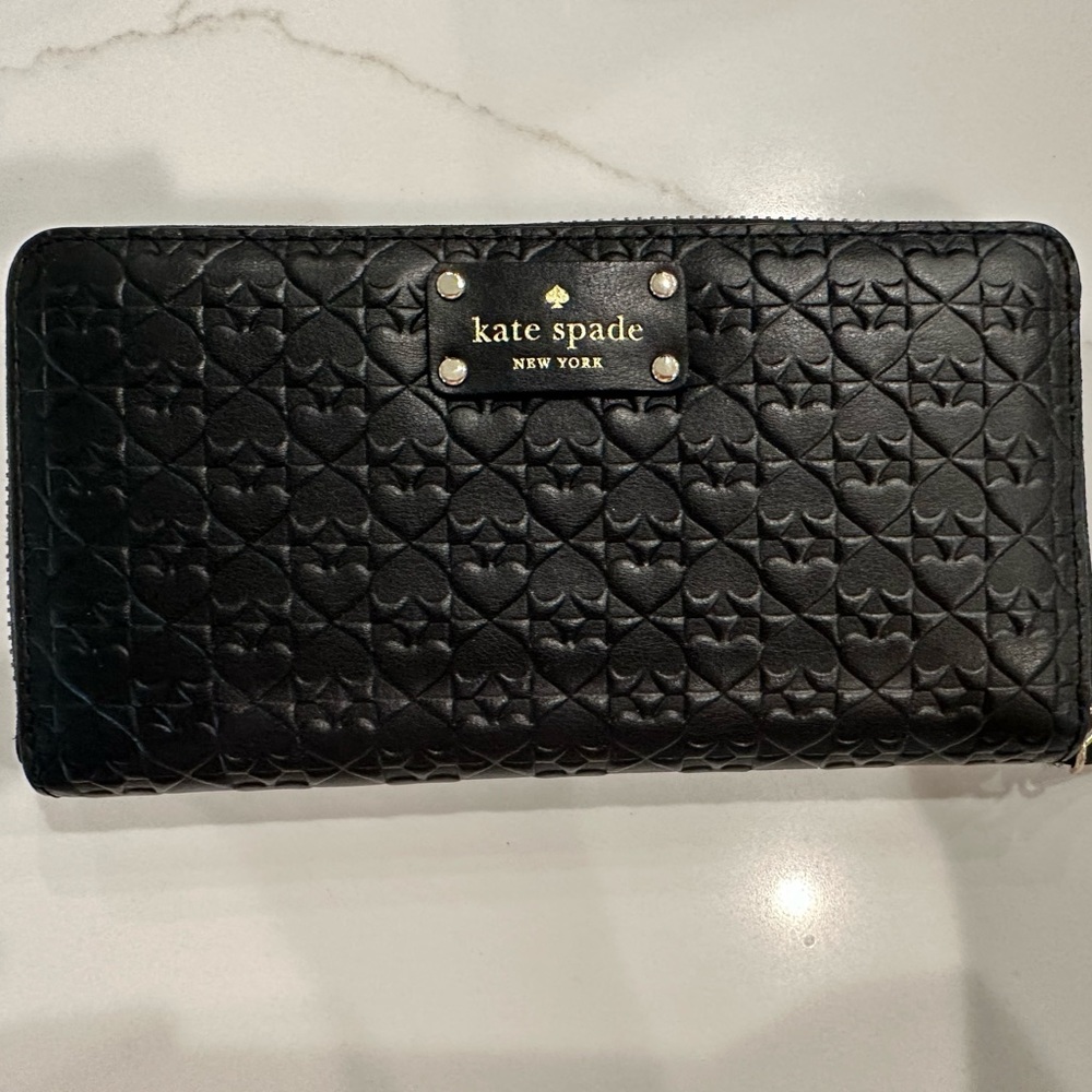 Kate Spade Zip Around Wallet